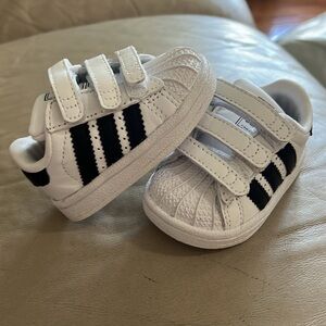 Baby Shell toe Adidas size 2K